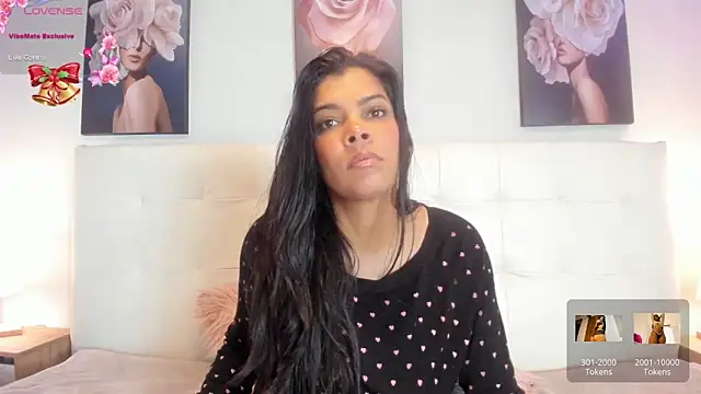 Sweetdreamses  online show from December 13, 2024, 12:50 pm