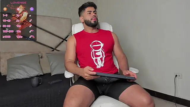 noah crux online show from March 4, 2025, 11:51 am