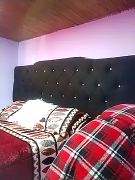 Camille rose  online show from November 7, 2025, 3:34 pm