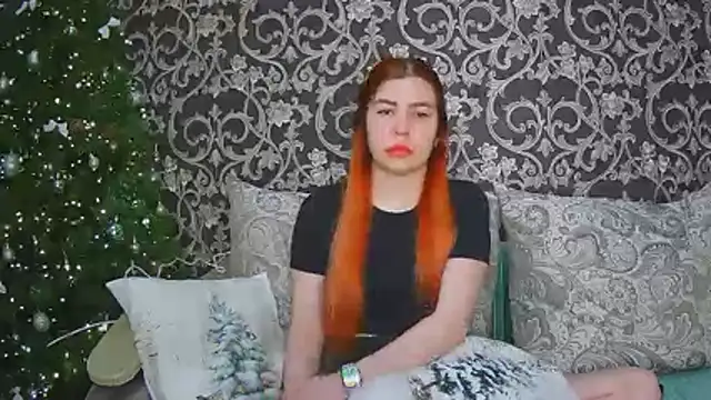 ElllaNuar online show from January 9, 2026, 2:36 am