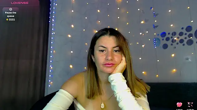 SuchAngel  online show from October 28, 2025, 2:59 am