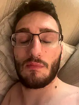 Snapshot of EE123458 chatting on September 17, 2025, 2:24 am EE123458 online show from September 17, 2025, 2:24 am