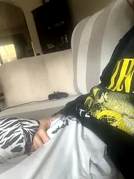 Snapshot of EE123458 chatting on October 31, 2025, 3:02 pm EE123458 online show from October 31, 2025, 3:02 pm