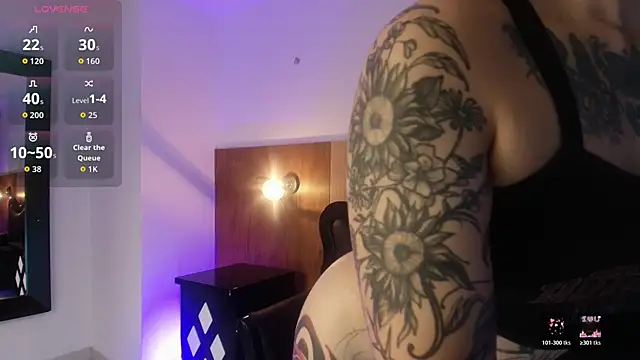 ValenGray online show from March 12, 2026, 11:27 am