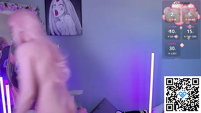 White kitty01 online show from April 25, 2026, 1:41 pm