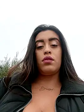 Freyja300 online show from November 15, 2025, 2:24 pm