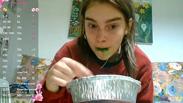 Sophie Bell online show from January 8, 2025, 8:50 pm