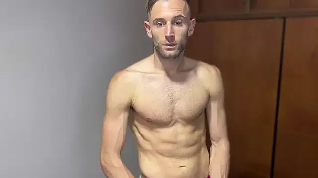 aquilesmade online show from December 8, 2024, 12:07 am