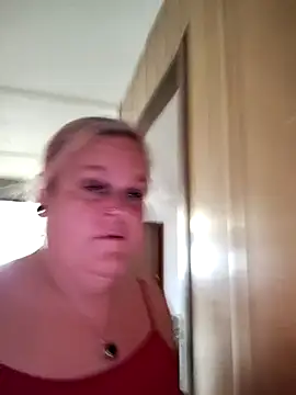 Snapshot of Trans_Girl_next_door420 chatting on February 14, 2025, 5:36 pm Trans Girl next door420 online show from February 14, 2025, 5:36 pm