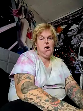 Snapshot of Trans_Girl_next_door420 chatting on October 7, 2025, 4:26 pm Trans Girl next door420 online show from October 7, 2025, 4:26 pm