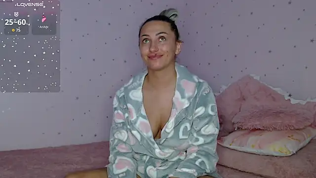 DeeaFUN25 online show from November 26, 2025, 4:41 pm