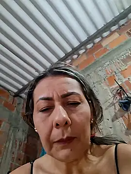 Mia-funny20 online show from May 26, 2026, 9:00 pm