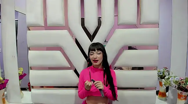 Snapshot of Aurora_18 chatting on December 2, 2024, 5:37 pm Aurora 18 online show from December 2, 2024, 5:37 pm