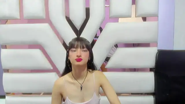 Snapshot of Aurora_18 chatting on January 27, 2025, 8:39 pm Aurora 18 online show from January 27, 2025, 8:39 pm