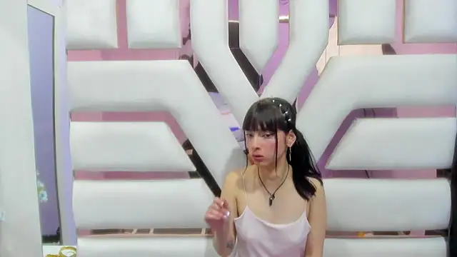 Snapshot of Aurora_18 chatting on January 27, 2025, 11:54 pm Aurora 18 online show from January 27, 2025, 11:54 pm