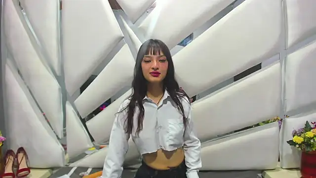 Snapshot of Aurora_18 chatting on February 25, 2025, 9:02 pm Aurora 18 online show from February 25, 2025, 9:02 pm