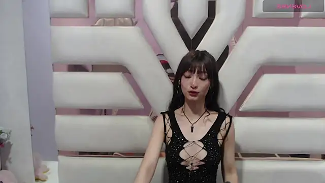 Snapshot of Aurora_18 chatting on February 28, 2025, 12:43 am Aurora 18 online show from February 28, 2025, 12:43 am