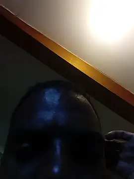 Snapshot of blackman933z chatting on November 2, 2025, 2:41 pm blackman933z online show from November 2, 2025, 2:41 pm