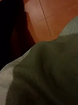 Snapshot of blackman933z chatting on January 13, 2026, 10:48 pm blackman933z online show from January 13, 2026, 10:48 pm