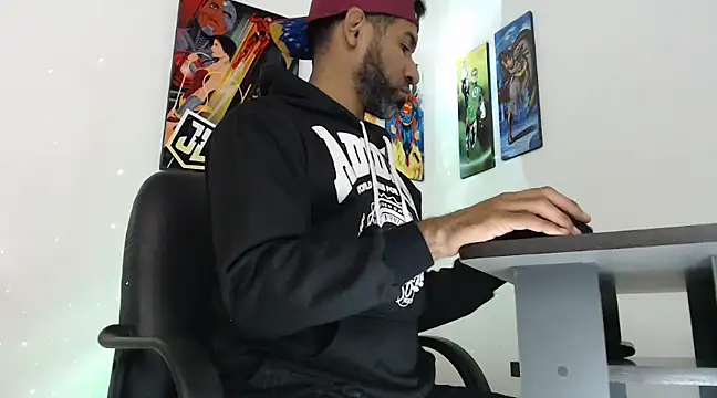 Enriblack92 online show from December 30, 2024, 4:09 am