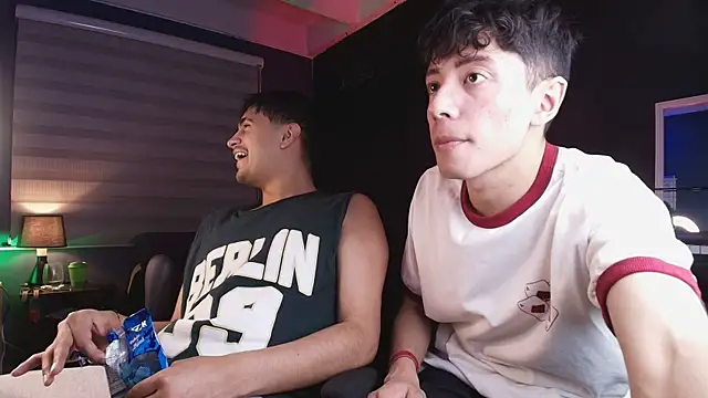 thiago rockwelll online show from April 25, 2026, 12:02 am