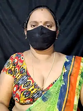 vintage-vibs online show from February 14, 2025, 5:46 pm