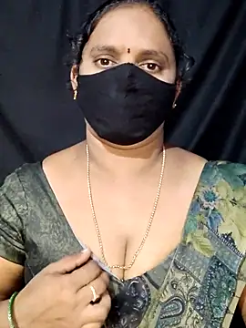 vintage-vibs online show from February 20, 2025, 4:39 am