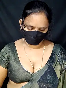 vintage-vibs online show from March 9, 2025, 12:53 pm