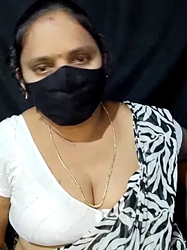 vintage-vibs online show from March 10, 2025, 5:50 pm