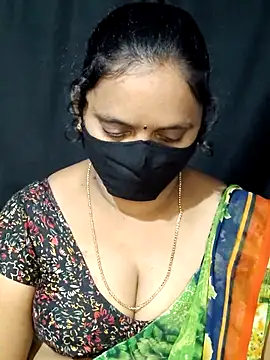 vintage-vibs online show from March 11, 2025, 10:53 pm