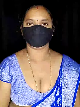 vintage-vibs online show from December 14, 2025, 11:20 pm