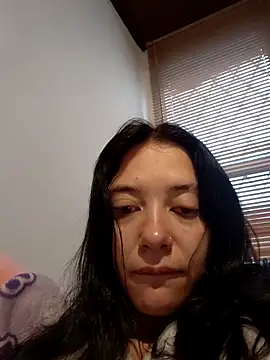 Isabella 21x online show from February 12, 2026, 12:11 pm