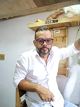 Snapshot of Daos69 chatting on February 24, 2026, 9:02 pm Daos69 online show from February 24, 2026, 9:02 pm