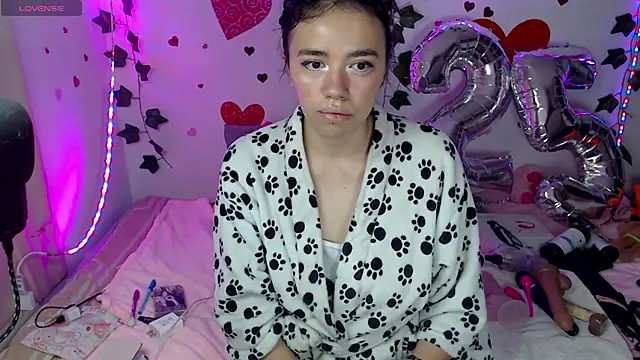 sophie north online show from February 25, 2025, 3:16 pm