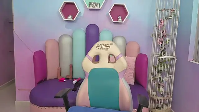 LYA SWEETX online show from March 5, 2026, 2:40 am