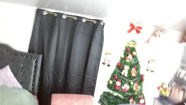 AnnaRosse1 online show from December 30, 2024, 12:32 am