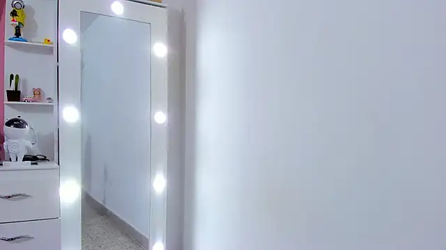  noahjones online show from January 18, 2025, 5:31 am