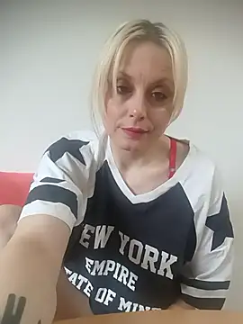 MySweetcum69 online show from October 3, 2025, 12:13 pm