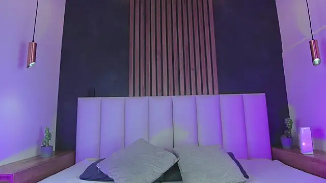 AmyPalmmer online show from February 27, 2025, 11:52 am