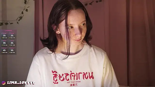 LimaLexxx online show from November 30, 2025, 5:39 pm