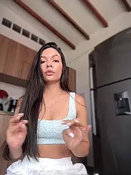 Sammantha Grey online show from March 3, 2025, 5:07 pm