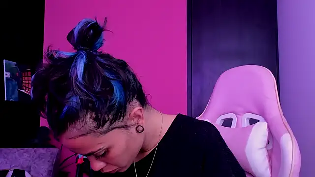 Juanadearco5 online show from October 24, 2025, 2:57 pm