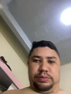 Snapshot of mayemarc chatting on November 2, 2025, 11:40 pm mayemarc online show from November 2, 2025, 11:40 pm