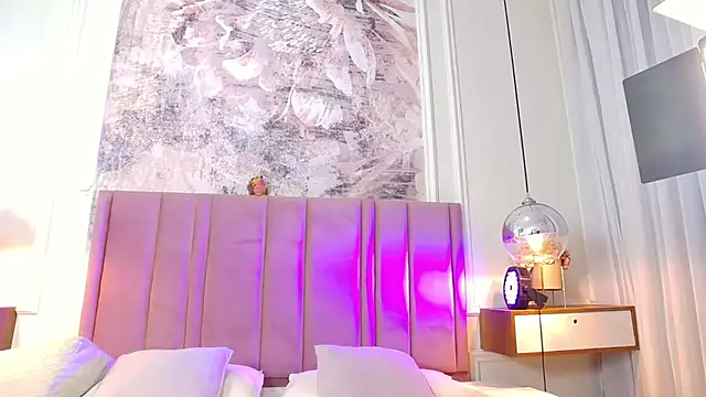 Snapshot of SabrinaDevill chatting on June 23, 2026, 1:09 pm SabrinaDevill online show from June 23, 2026, 1:09 pm