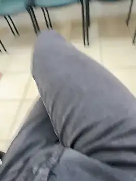 hotisraeli online show from January 2, 2025, 2:13 pm