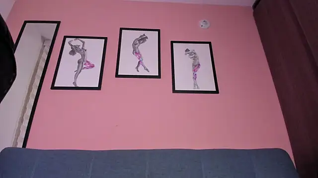 Snapshot of SensualJane2 chatting on March 22, 2025, 3:52 am SensualJane2 online show from March 22, 2025, 3:52 am