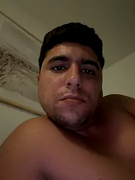 Snapshot of elwhite1996 chatting on October 28, 2025, 6:28 am elwhite1996 online show from October 28, 2025, 6:28 am