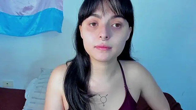 elizabethtaylorxxx online show from April 4, 2026, 8:39 pm