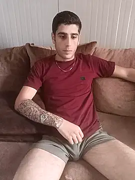 arenn1997 online show from April 13, 2026, 12:21 pm