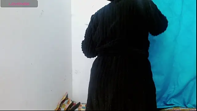 Snapshot of cristina_connor chatting on December 4, 2025, 5:06 am cristina connor online show from December 4, 2025, 5:06 am